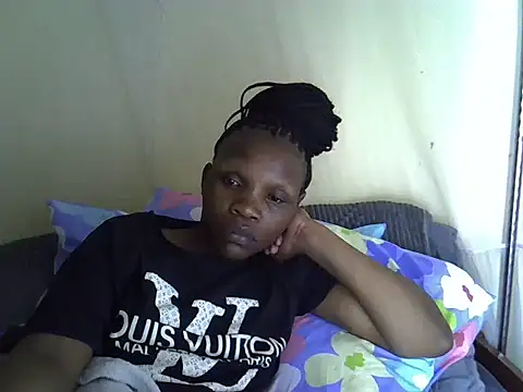 Sweet serah online show from 10/08/25, 06:38