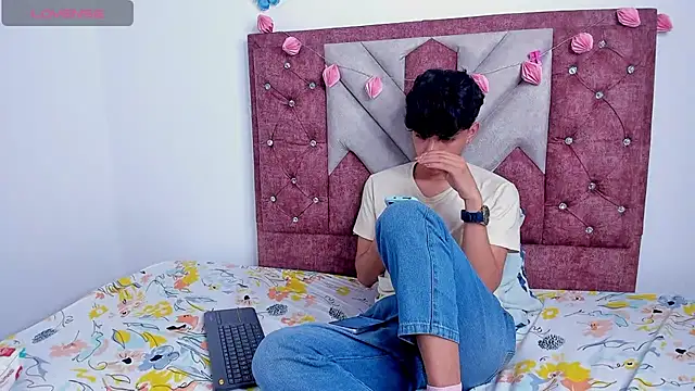 Santy carrington online show from 03/12/25, 12:53