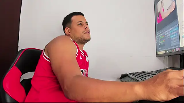 Snapshot of that_temptation chatting on 12/15/24, 06:48 that temptation online show from 12/15/24, 06:48