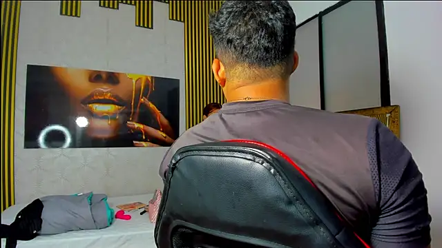 Snapshot of that_temptation chatting on 01/11/25, 06:33 that temptation online show from 01/11/25, 06:33