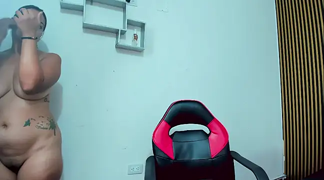 Snapshot of that_temptation chatting on 02/10/25, 09:25 that temptation online show from 02/10/25, 09:25