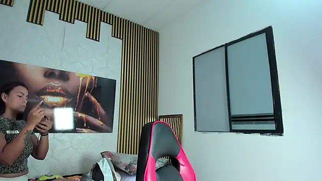 Snapshot of that_temptation chatting on 02/28/25, 01:47 that temptation online show from 02/28/25, 01:47