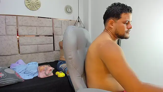 Snapshot of that_temptation chatting on 03/13/25, 06:34 that temptation online show from 03/13/25, 06:34