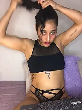 Snapshot of jaderossxx chatting on 02/28/25, 09:01 jaderossxx online show from 02/28/25, 09:01