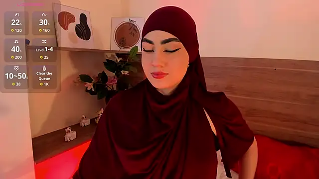 Snapshot of fatimarab chatting on 06/11/26, 10:52 fatimarab online show from 06/11/26, 10:52