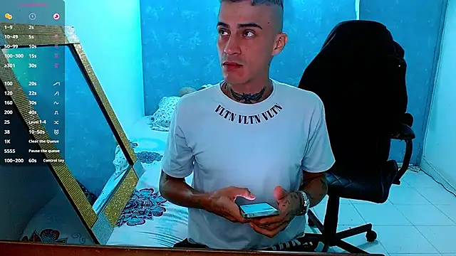 bray hotboy777 online show from 03/22/25, 12:28