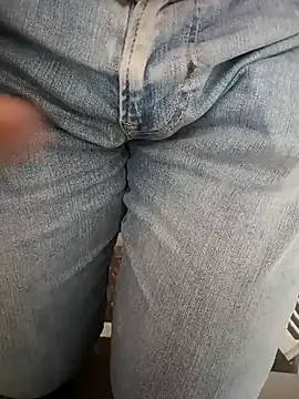 Snapshot of franko1987 chatting on 02/23/25, 09:00 franko1987 online show from 02/23/25, 09:00