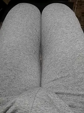 Snapshot of franko1987 chatting on 02/04/26, 03:34 franko1987 online show from 02/04/26, 03:34