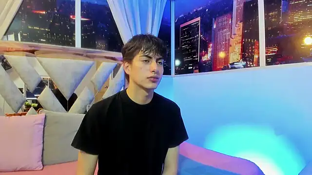 Snapshot of Matt_Cloy chatting on 01/14/25, 02:40 Matt Cloy online show from 01/14/25, 02:40