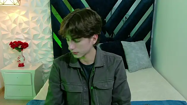 Snapshot of Matt_Cloy chatting on 02/12/25, 07:02 Matt Cloy online show from 02/12/25, 07:02