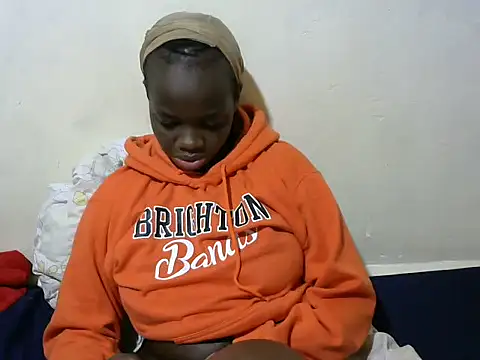 Thicky kyla online show from 12/17/25, 07:20