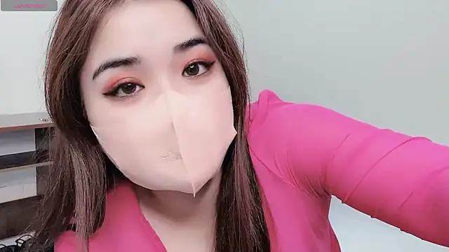 LyLy Office online show from 12/17/24, 11:17