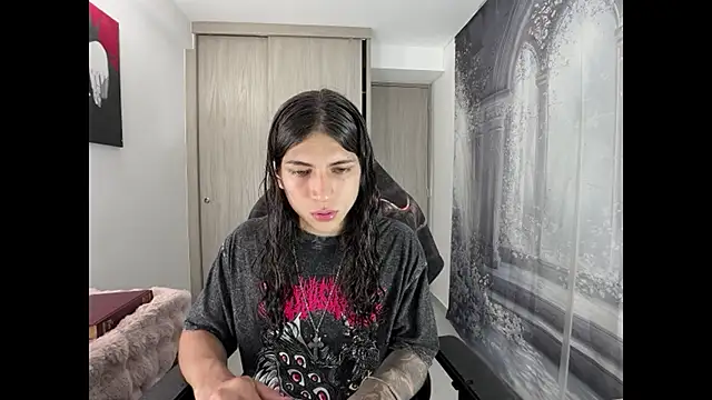 Snapshot of gabriel__manson chatting on 02/01/26, 01:59 gabriel manson online show from 02/01/26, 01:59