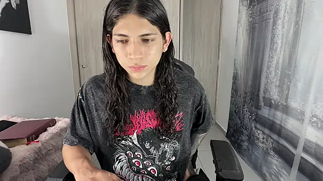 Snapshot of gabriel__manson chatting on 02/01/26, 11:14 gabriel manson online show from 02/01/26, 11:14