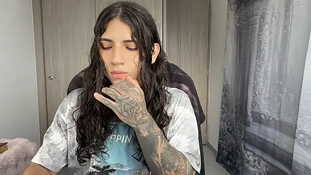 Snapshot of gabriel__manson chatting on 02/28/26, 09:38 gabriel manson online show from 02/28/26, 09:38