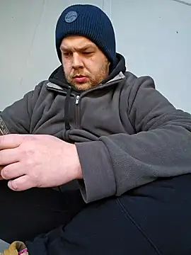 PupW0lfy online show from 12/23/24, 11:25