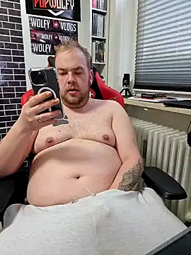 PupW0lfy online show from 01/25/25, 07:28