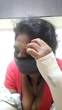 Snapshot of Tamil--Rani chatting on 12/17/24, 04:00 Tamil--Rani online show from 12/17/24, 04:00