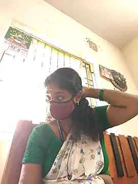 Snapshot of Tamil--Rani chatting on 02/14/25, 07:07 Tamil--Rani online show from 02/14/25, 07:07