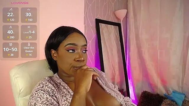 Britanymooree online show from 03/17/25, 09:02