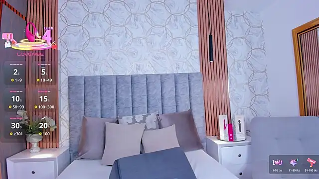 Britanymooree online show from 02/06/26, 07:28