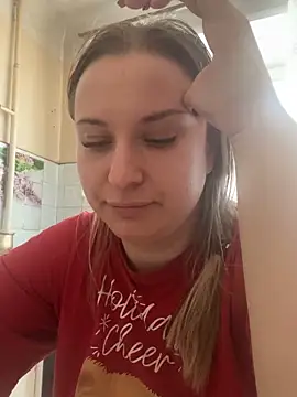 Snapshot of OlgaBuzzz chatting on 03/01/25, 07:19 OlgaBuzzz online show from 03/01/25, 07:19