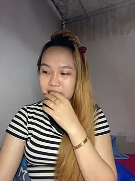 Odette68 online show from 06/16/26, 12:02