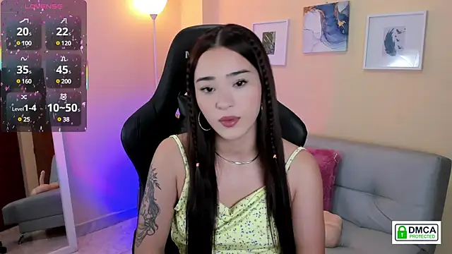 Snapshot of Veronica_isaza__ chatting on 02/09/25, 12:08 Veronica isaza online show from 02/09/25, 12:08