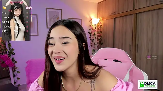 Snapshot of Veronica_isaza__ chatting on 09/19/25, 12:28 Veronica isaza online show from 09/19/25, 12:28