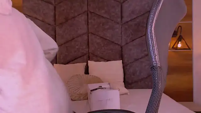 AmbarHills 1 online show from 11/06/25, 11:33