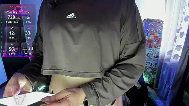 Snapshot of cocochanell6666 chatting on 12/24/24, 09:55 cocochanell6666 online show from 12/24/24, 09:55