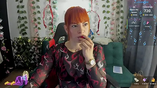 Snapshot of cocochanell6666 chatting on 09/23/25, 07:44 cocochanell6666 online show from 09/23/25, 07:44