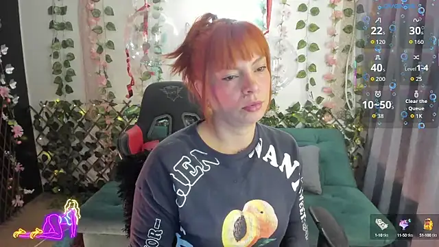 Snapshot of cocochanell6666 chatting on 09/30/25, 09:14 cocochanell6666 online show from 09/30/25, 09:14