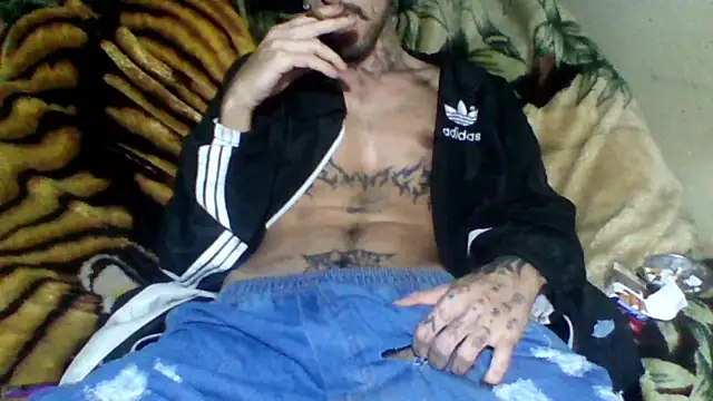 Snapshot of sellvageria chatting on 10/18/25, 12:57 sellvageria online show from 10/18/25, 12:57