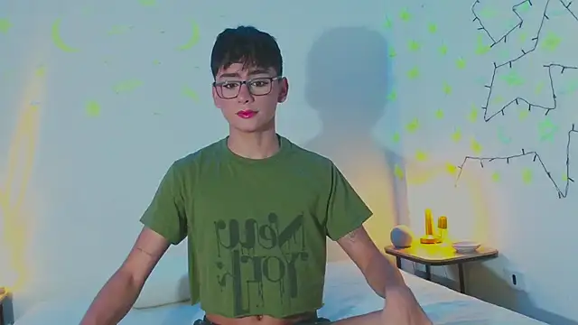 arnold laurent  online show from 02/07/25, 12:09