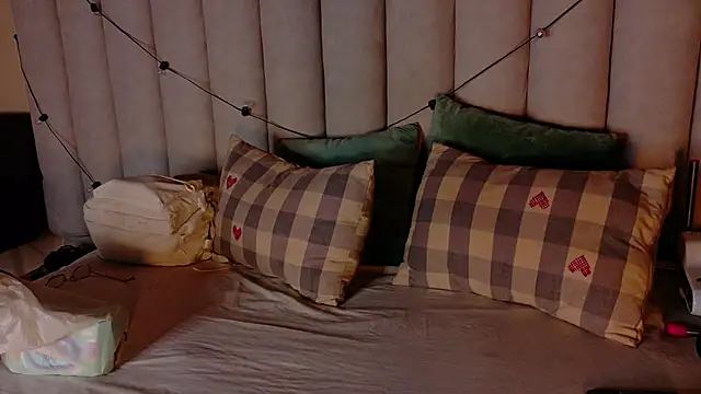 AbbyWathson online show from 04/07/26, 12:05