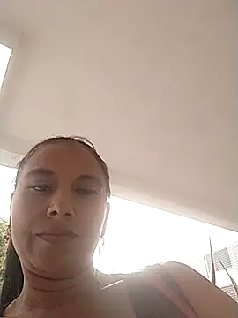 Snapshot of andreu_mature chatting on 11/06/25, 10:21 andreu mature online show from 11/06/25, 10:21