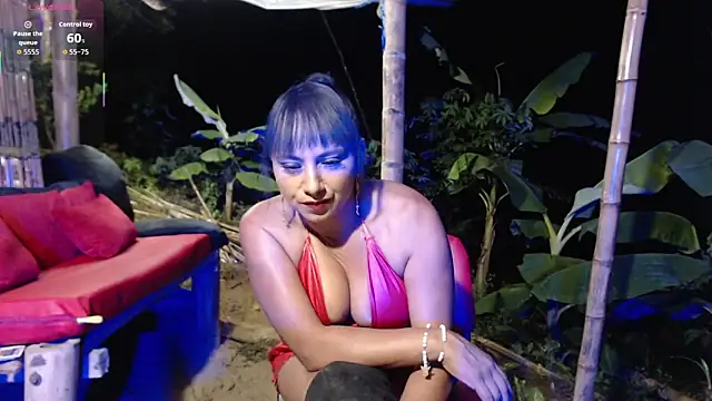 Snapshot of andreu_mature chatting on 11/25/25, 01:49 andreu mature online show from 11/25/25, 01:49