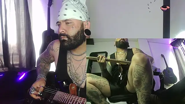 Snapshot of darkclothes chatting on 12/30/24, 05:02 darkclothes online show from 12/30/24, 05:02