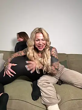 Divina X  online show from 02/08/26, 04:49