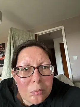 Ailsa Bliss online show from 10/04/25, 12:58