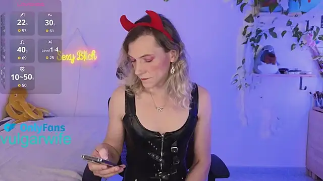 vulgar wife online show from 11/02/25, 01:24