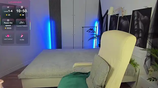 SashaSunlight online show from 10/16/25, 01:23