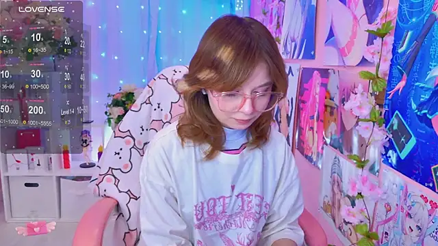 Coconut Mia online show from 04/22/26, 02:40