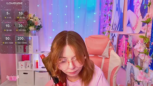 Coconut Mia online show from 04/23/26, 03:14