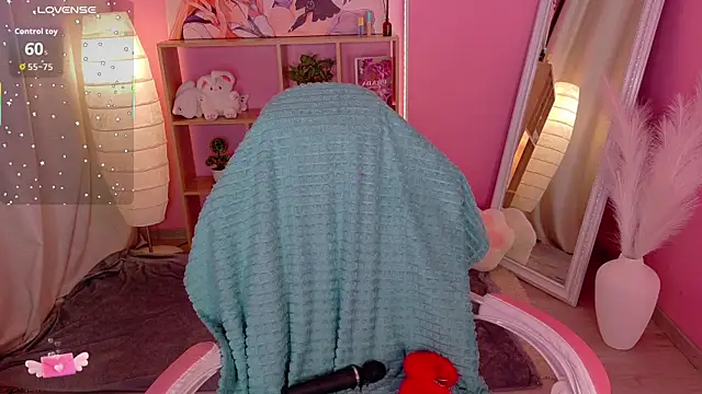 Coconut Mia online show from 07/21/26, 11:51