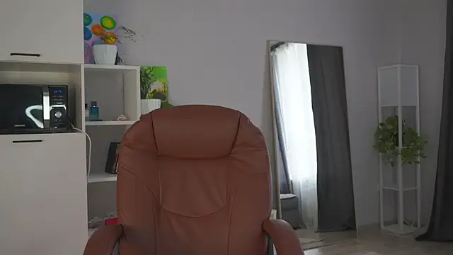 Snapshot of Victoria1Love chatting on 09/20/25, 08:48 Victoria1Love online show from 09/20/25, 08:48