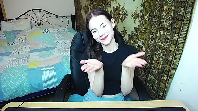 Olivia Graceee online show from 06/30/26, 09:10