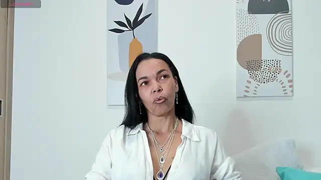 Evawalker  online show from 02/07/25, 01:47