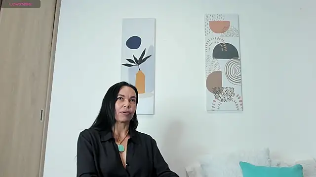 Evawalker  online show from 02/08/25, 04:14